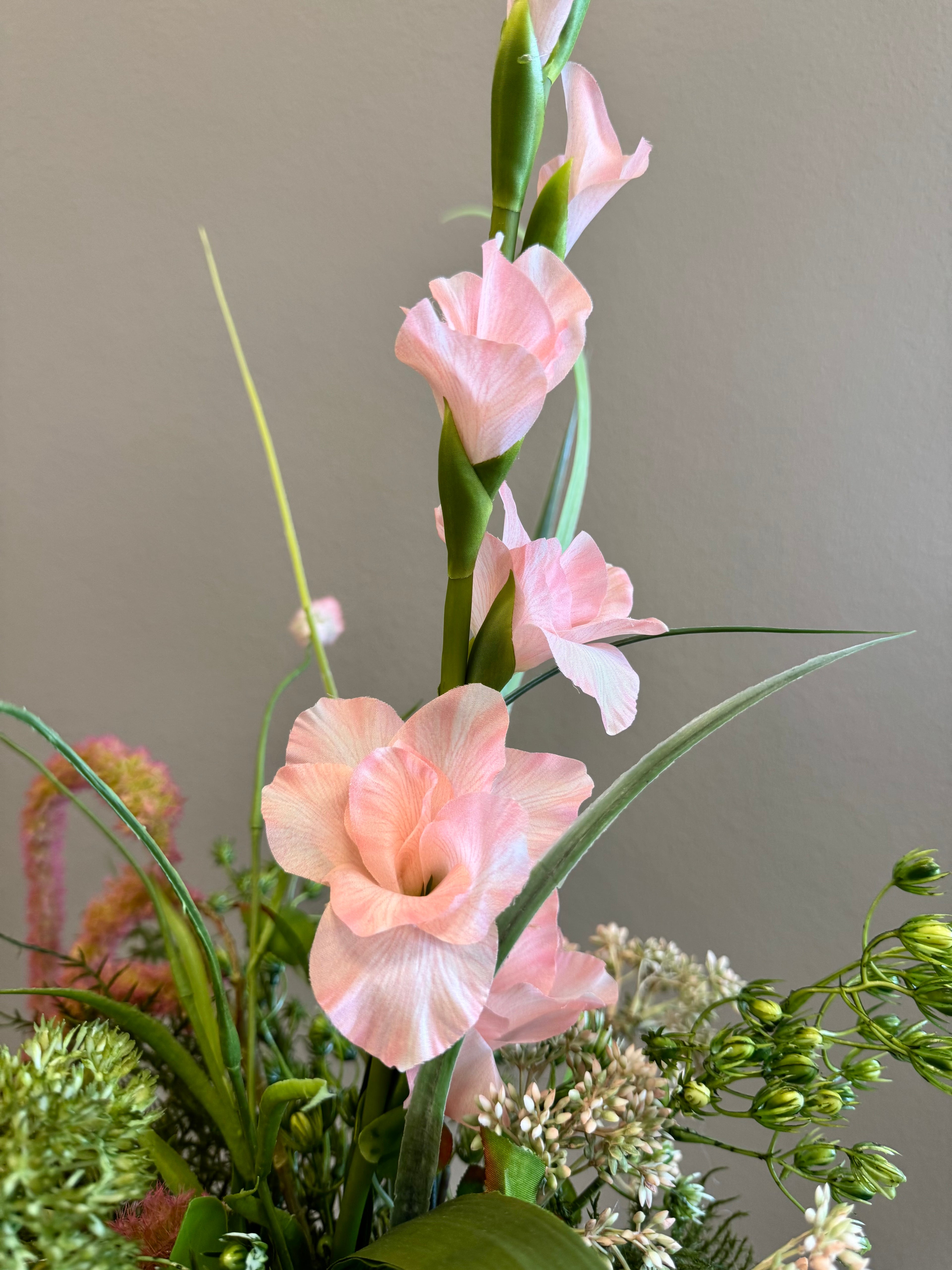 Buket gladiolus 102