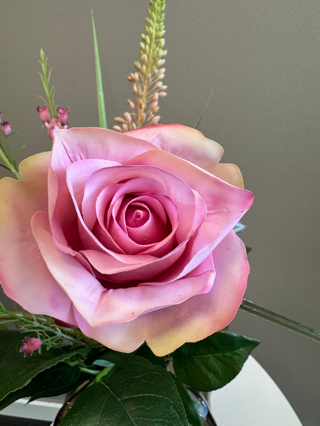 Pink rose buket
