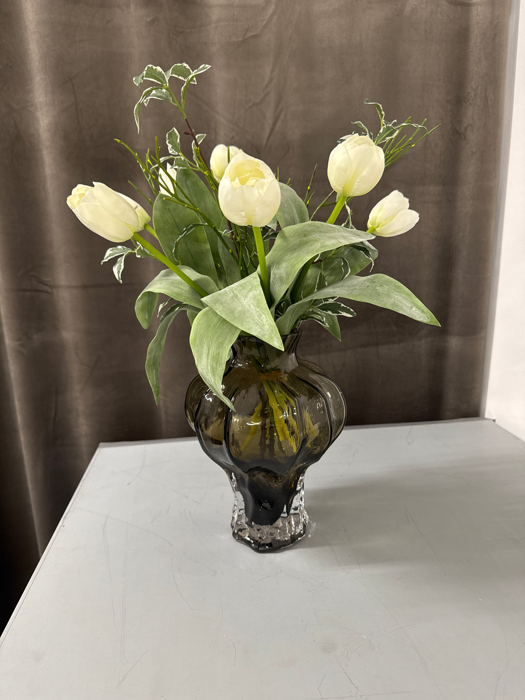 Hvid silke tulipan buket