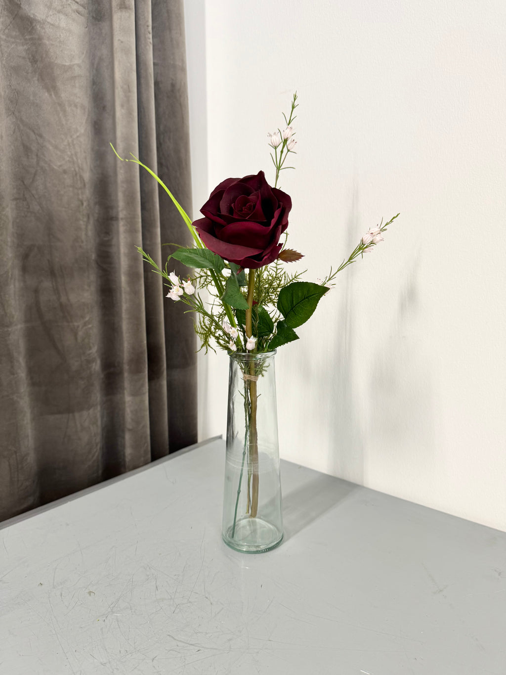 Lille rød Deluxe Rose buket