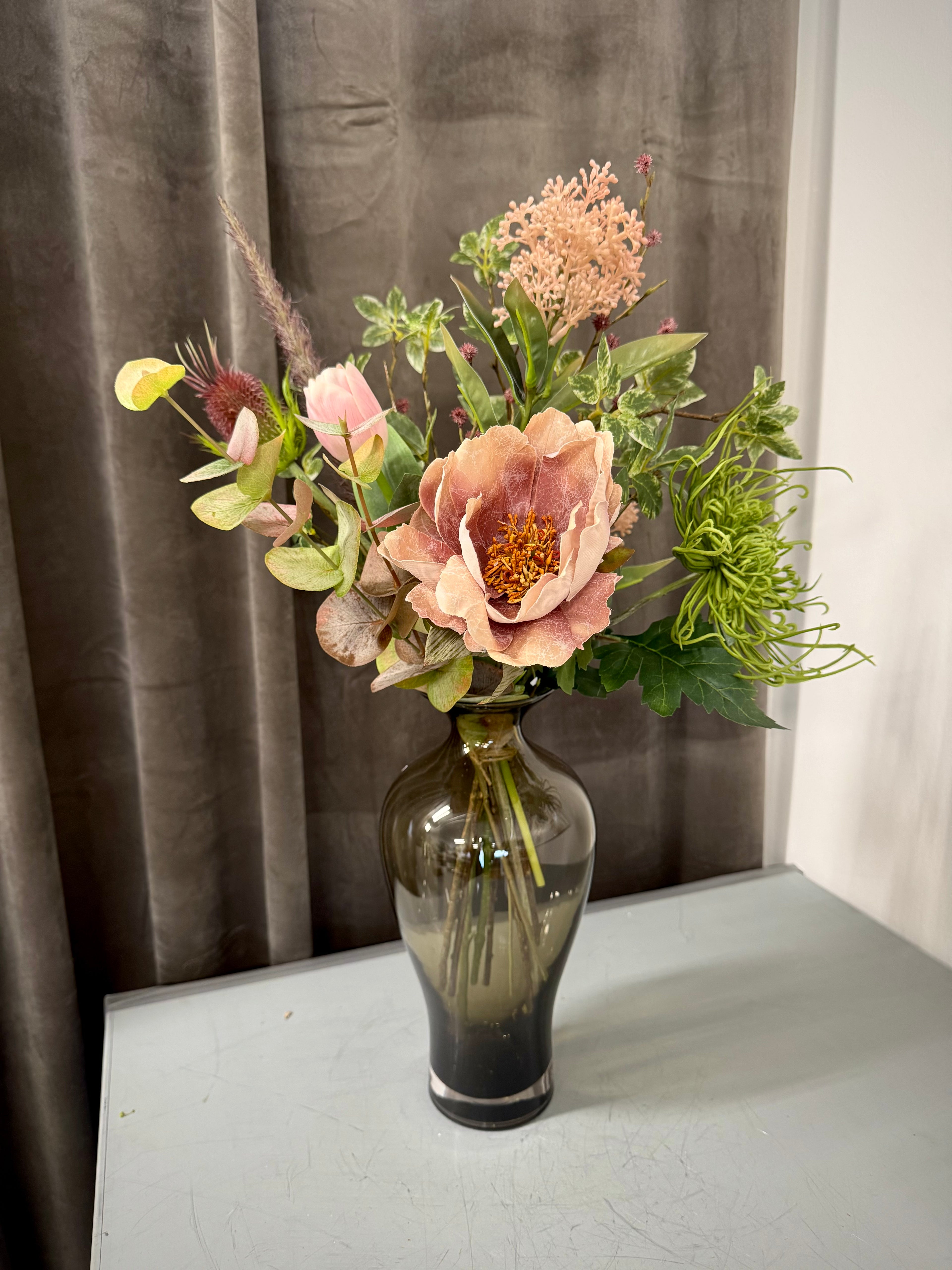 Buket af udgået blomster
