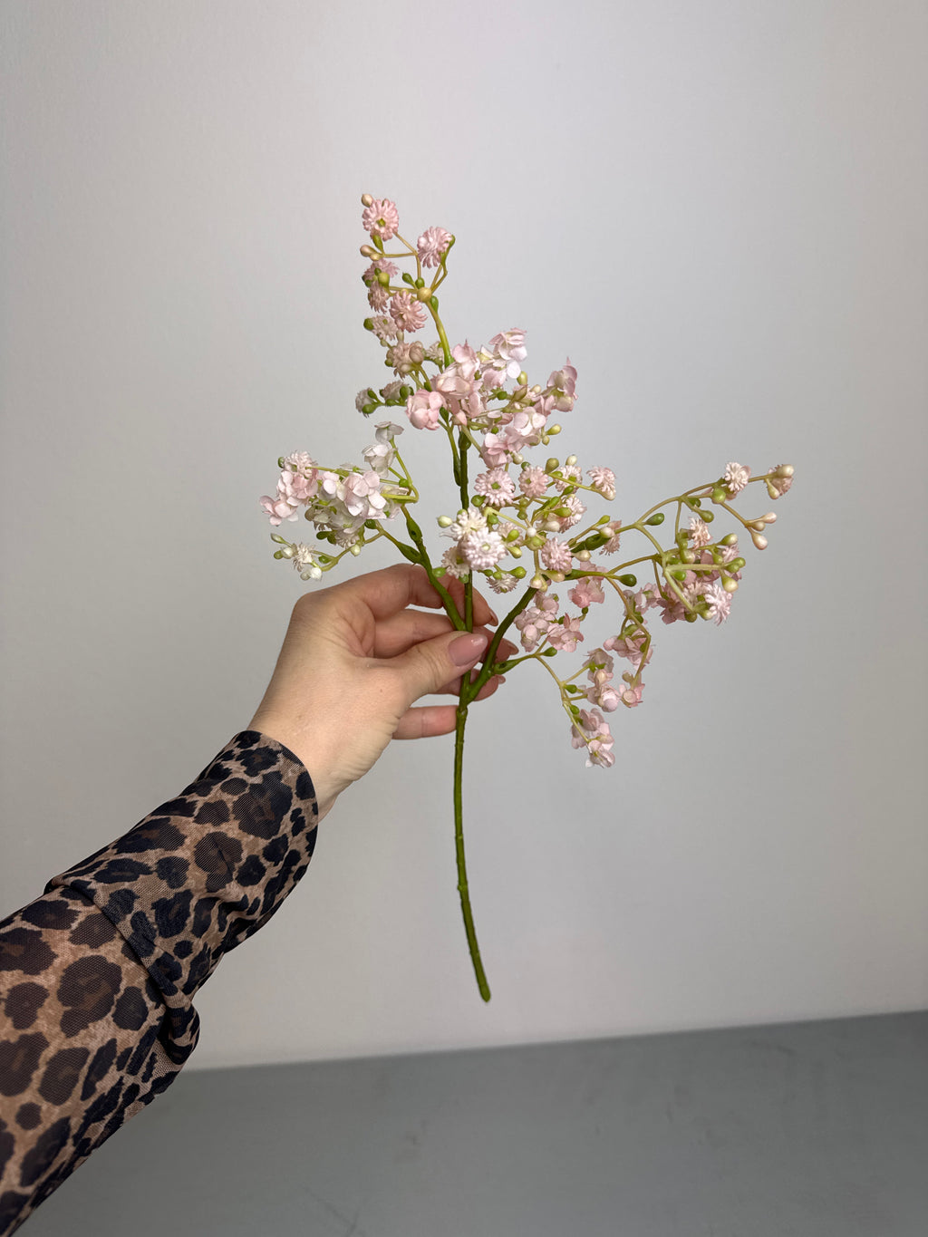 Lille brudeslør lyserød