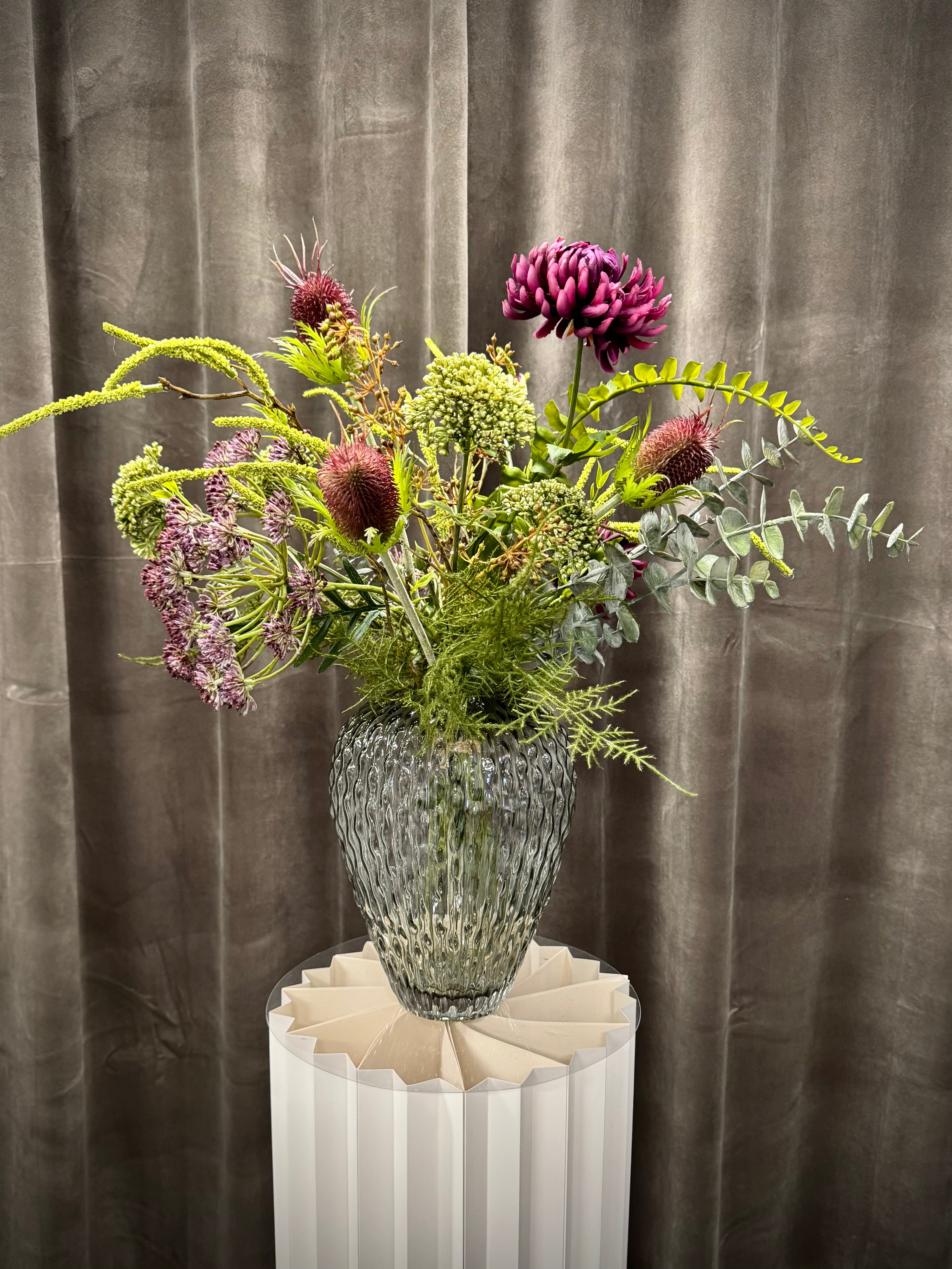 Buket med bla. lilla chrysanthemum UNIKA