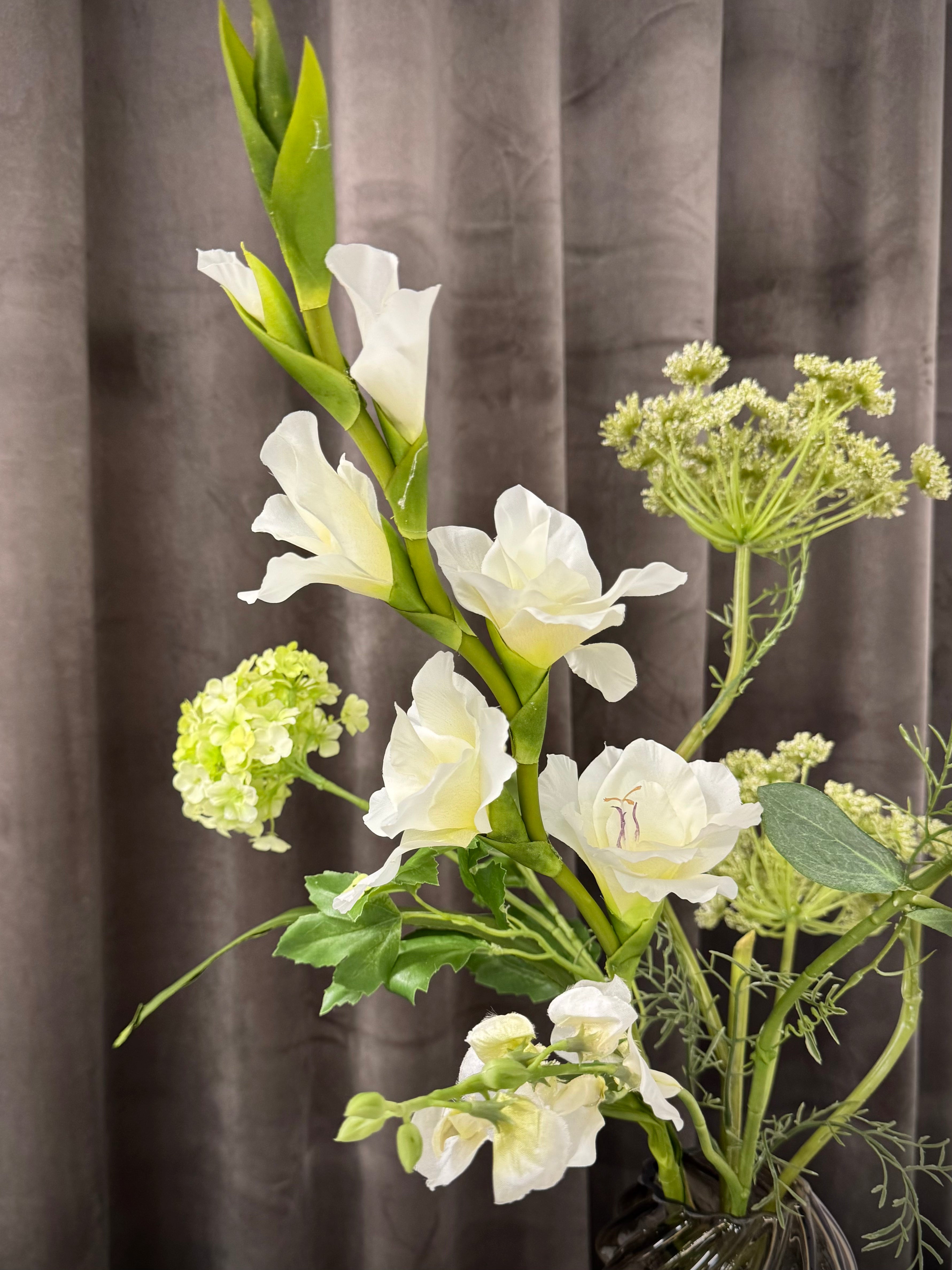 Mix af stilke m. Bla.  Gladiolus