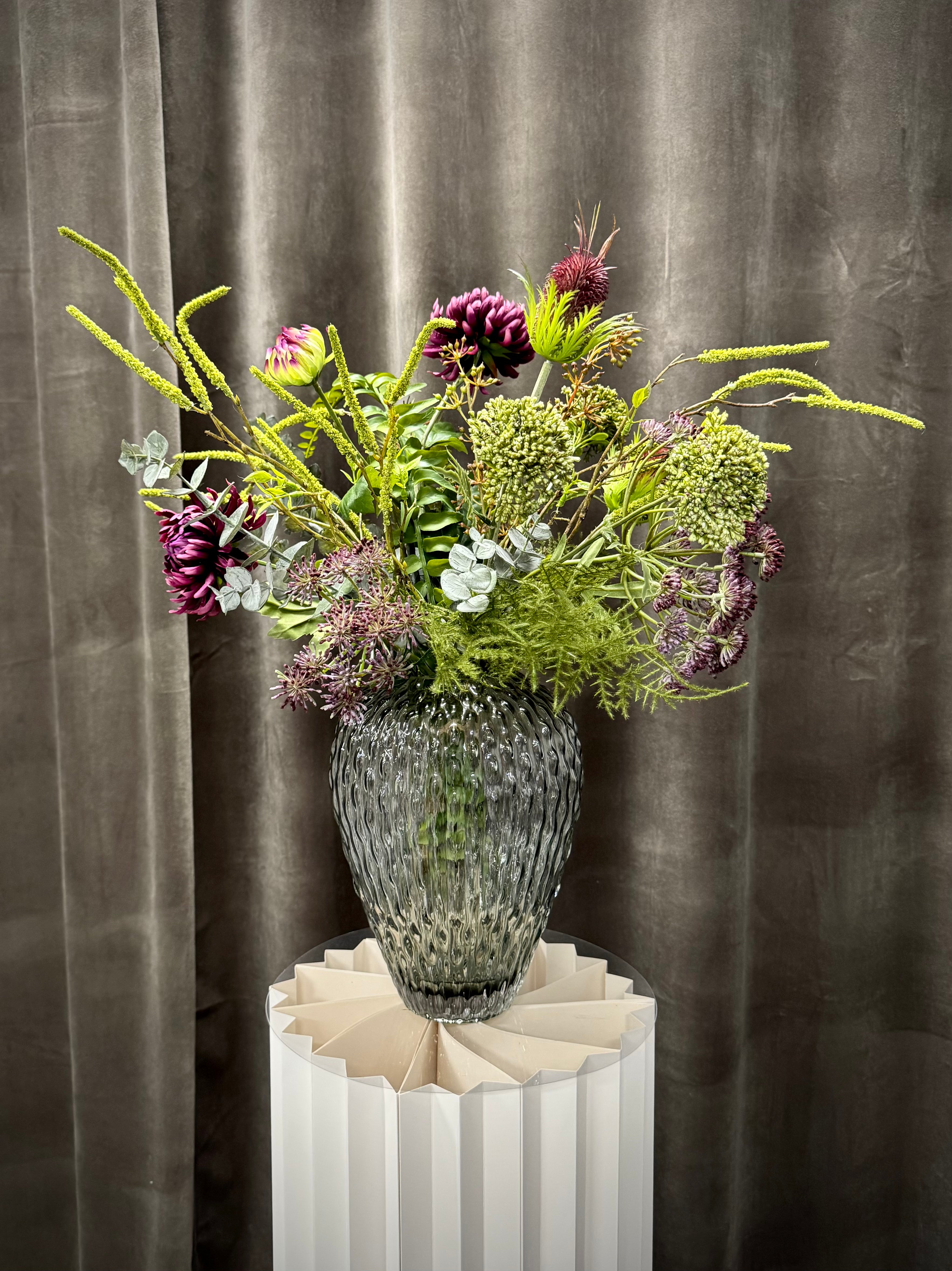 Buket med bla. lilla chrysanthemum UNIKA