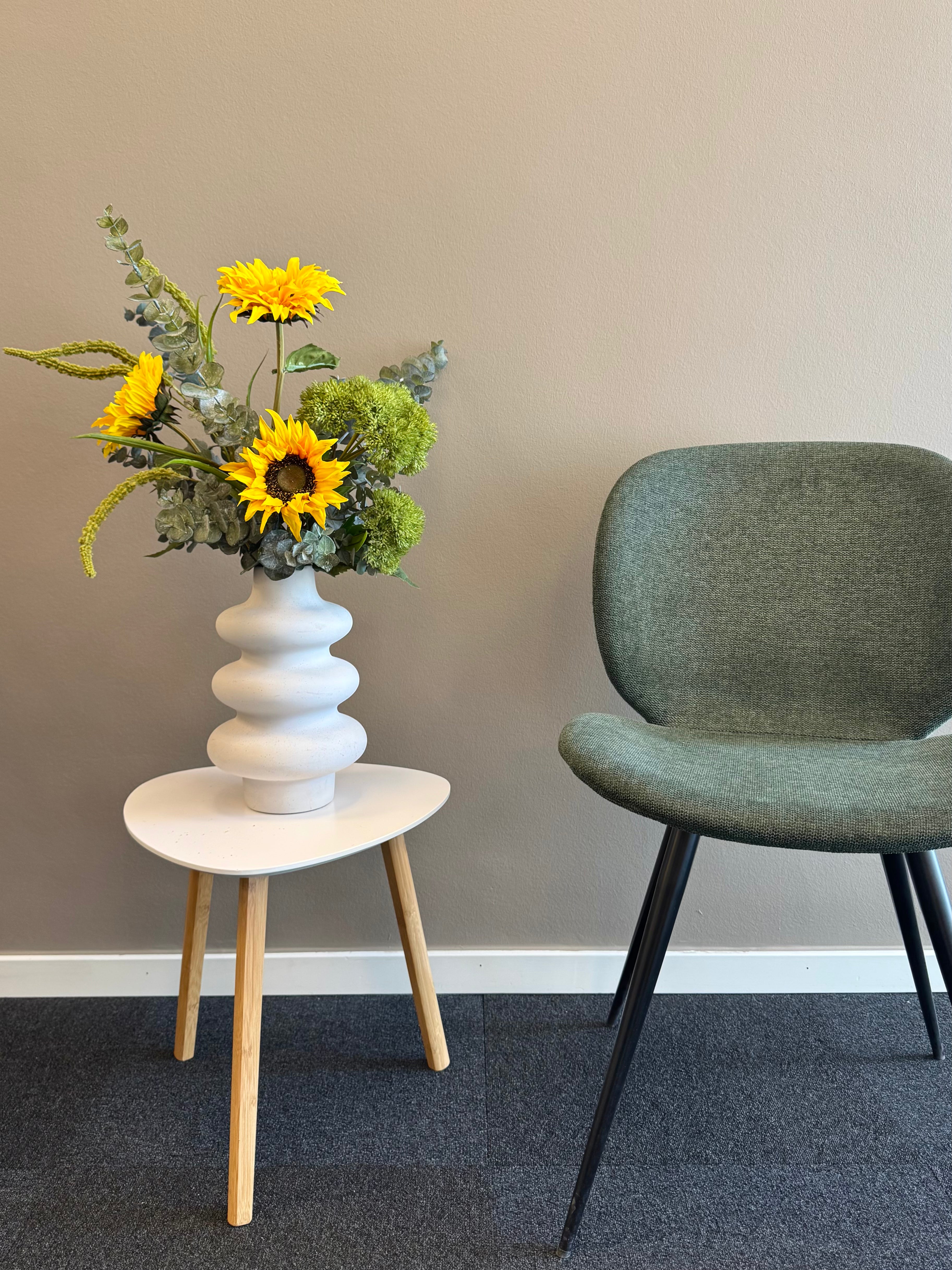 Solsikke buket med eucalyptus