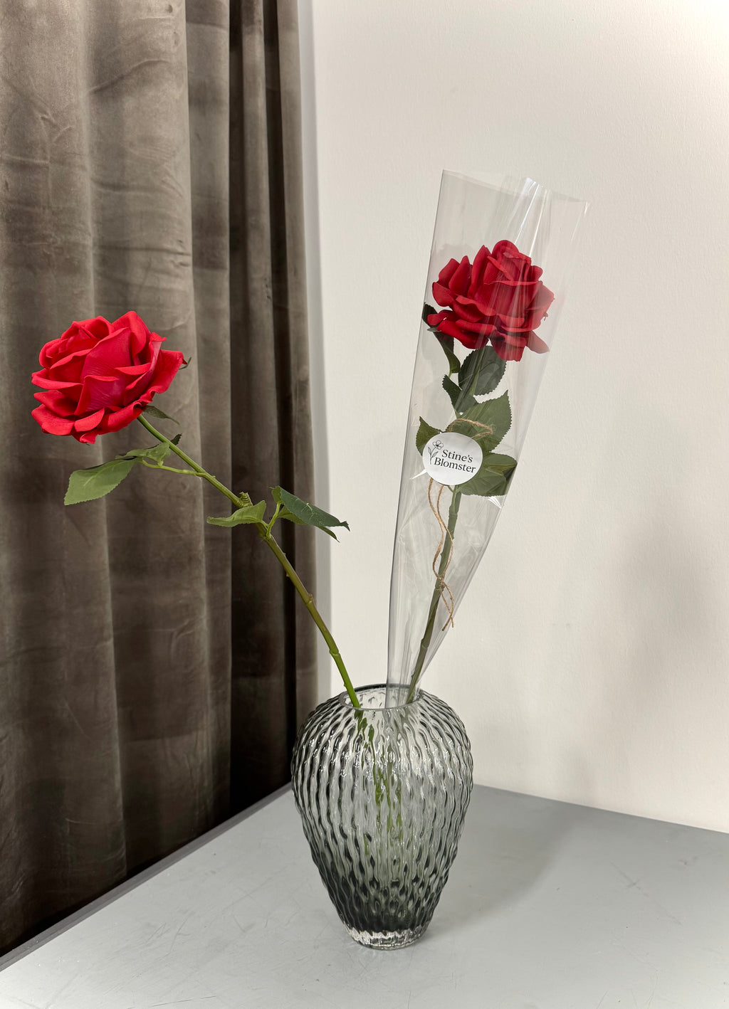 Konfirmations rose stor MED CELLOFAN