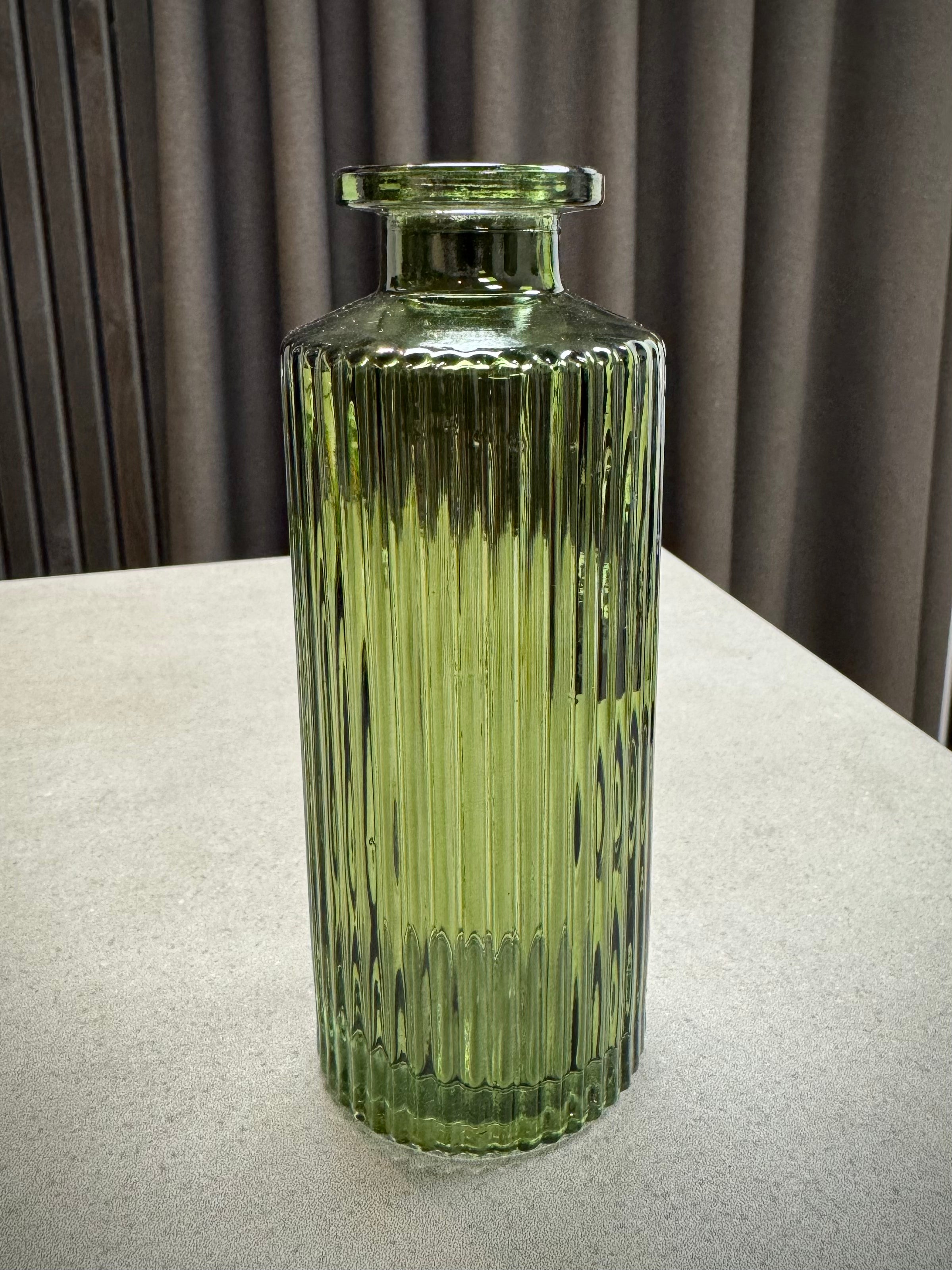 Glasvase grøn/riller