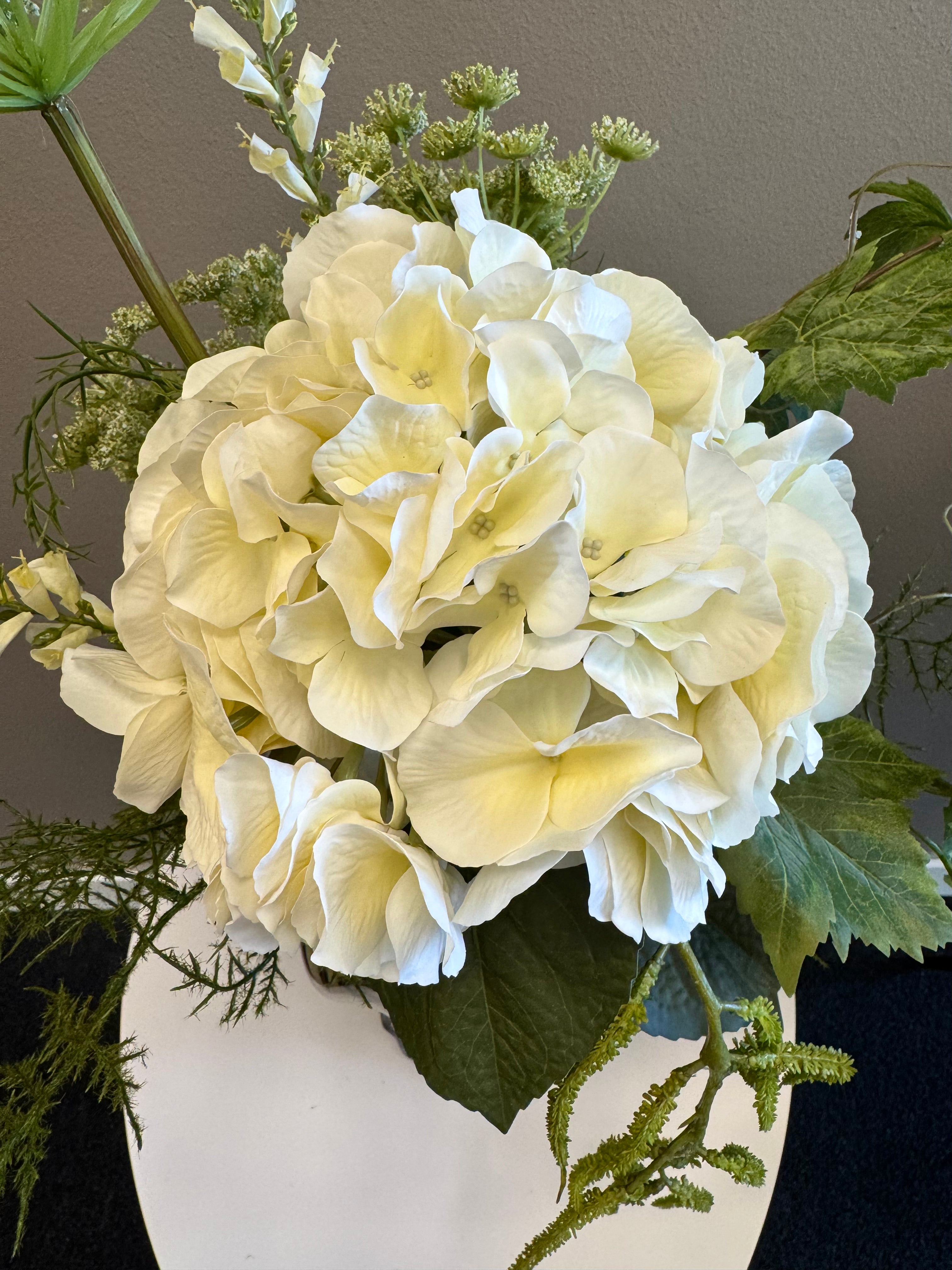 Hortensia creme buket
