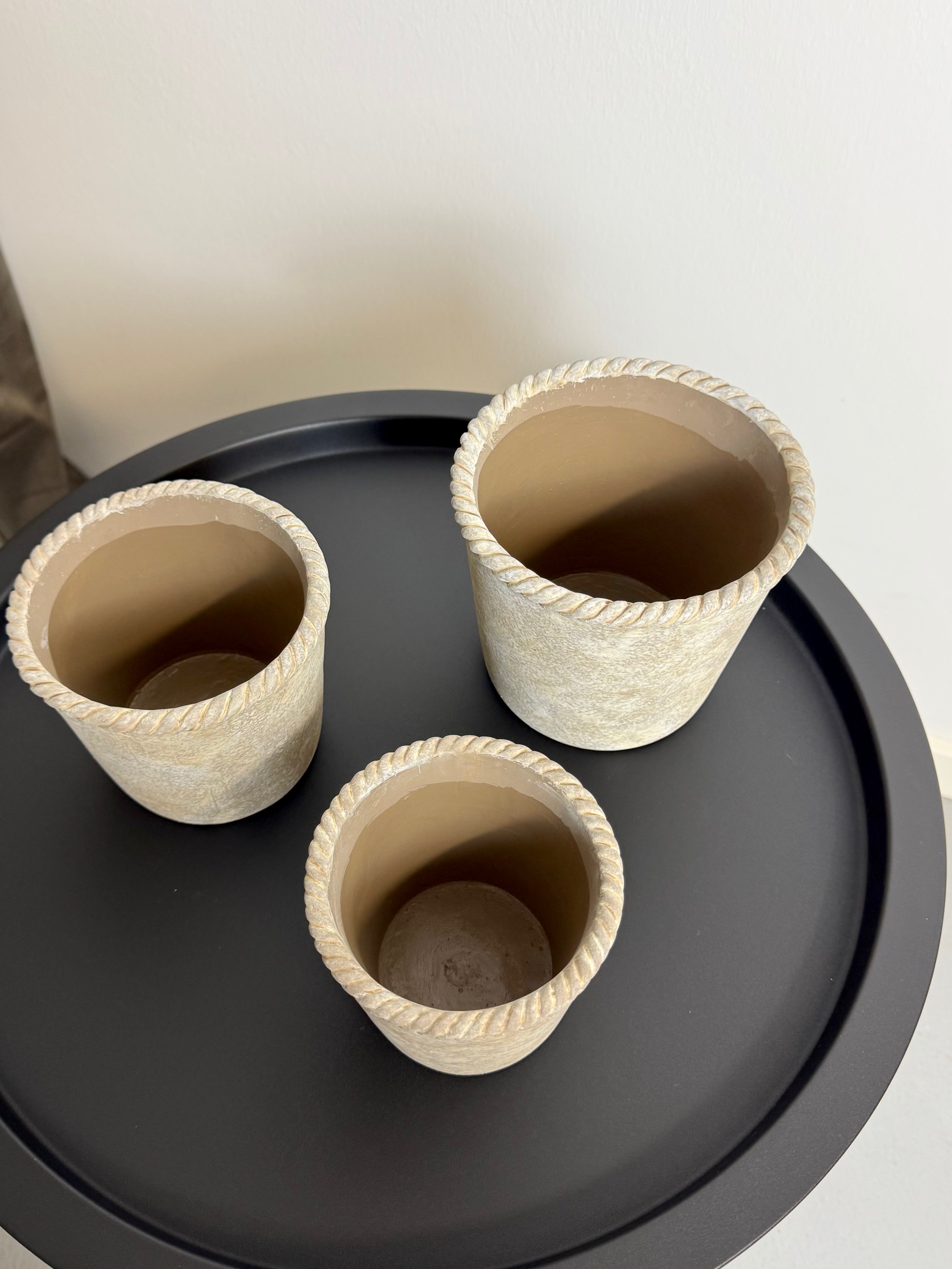 Beton skjuler mellem