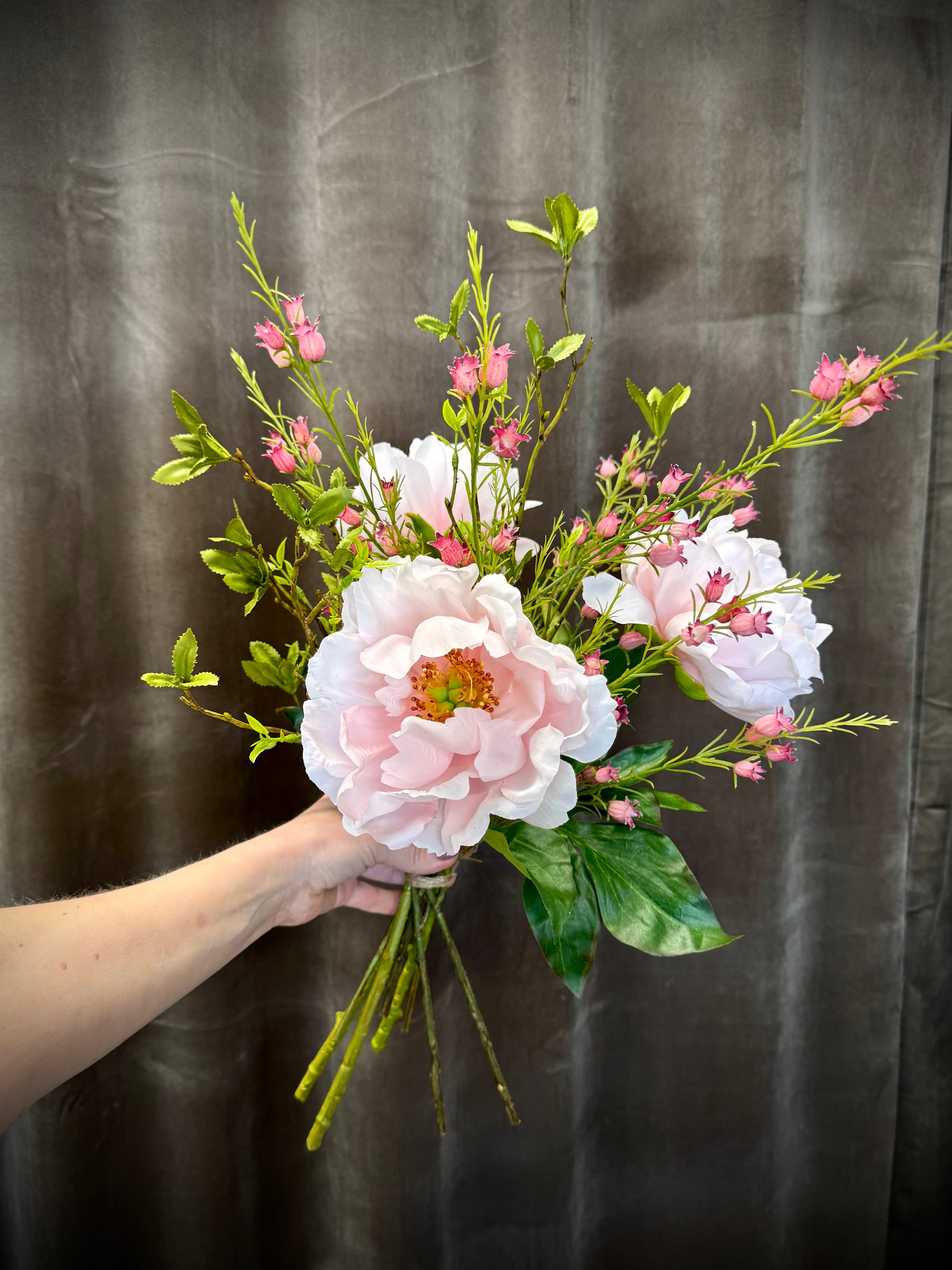 Lyserød pæon buket (mor’s dag)