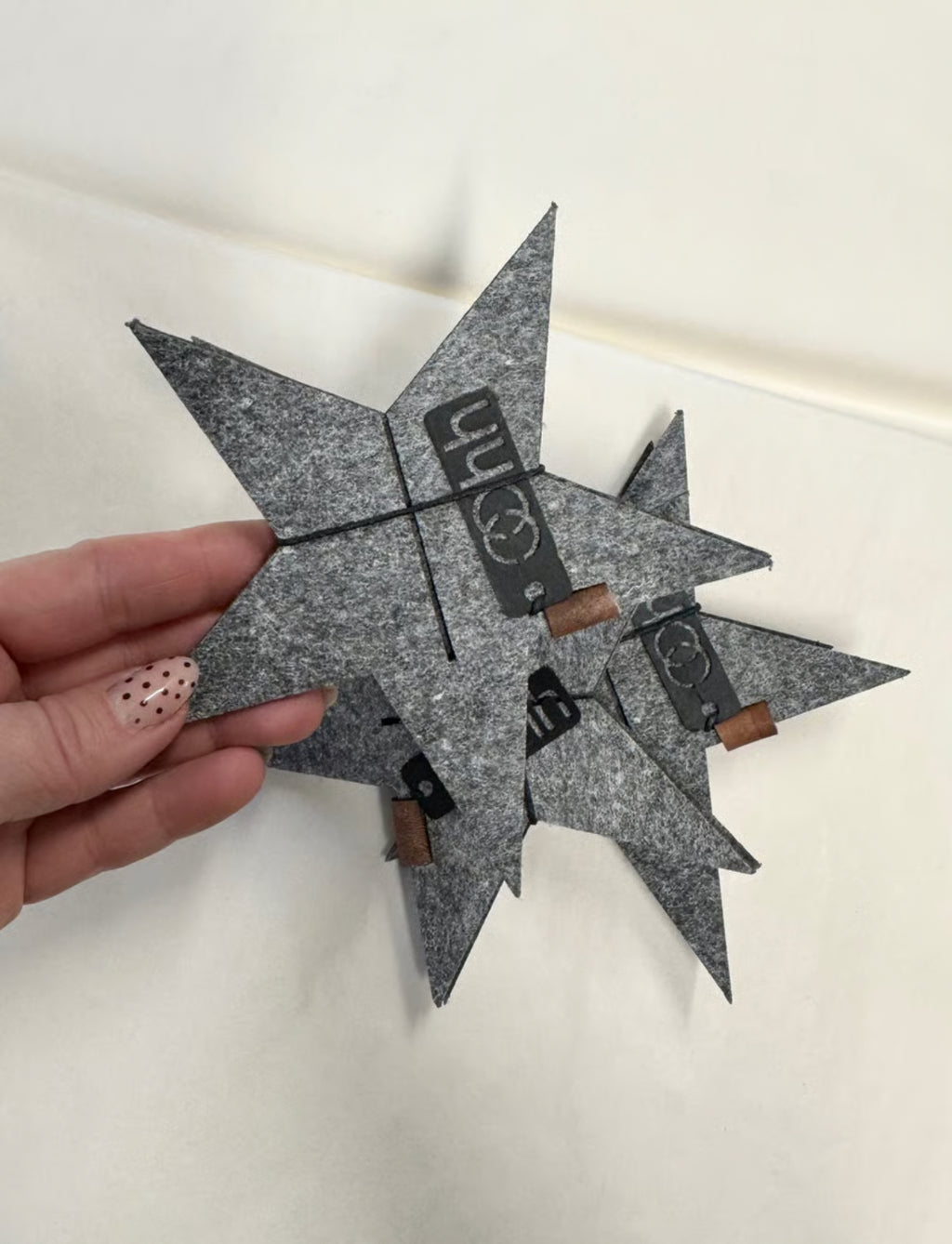 Stjerner mørkgrå 3 stk