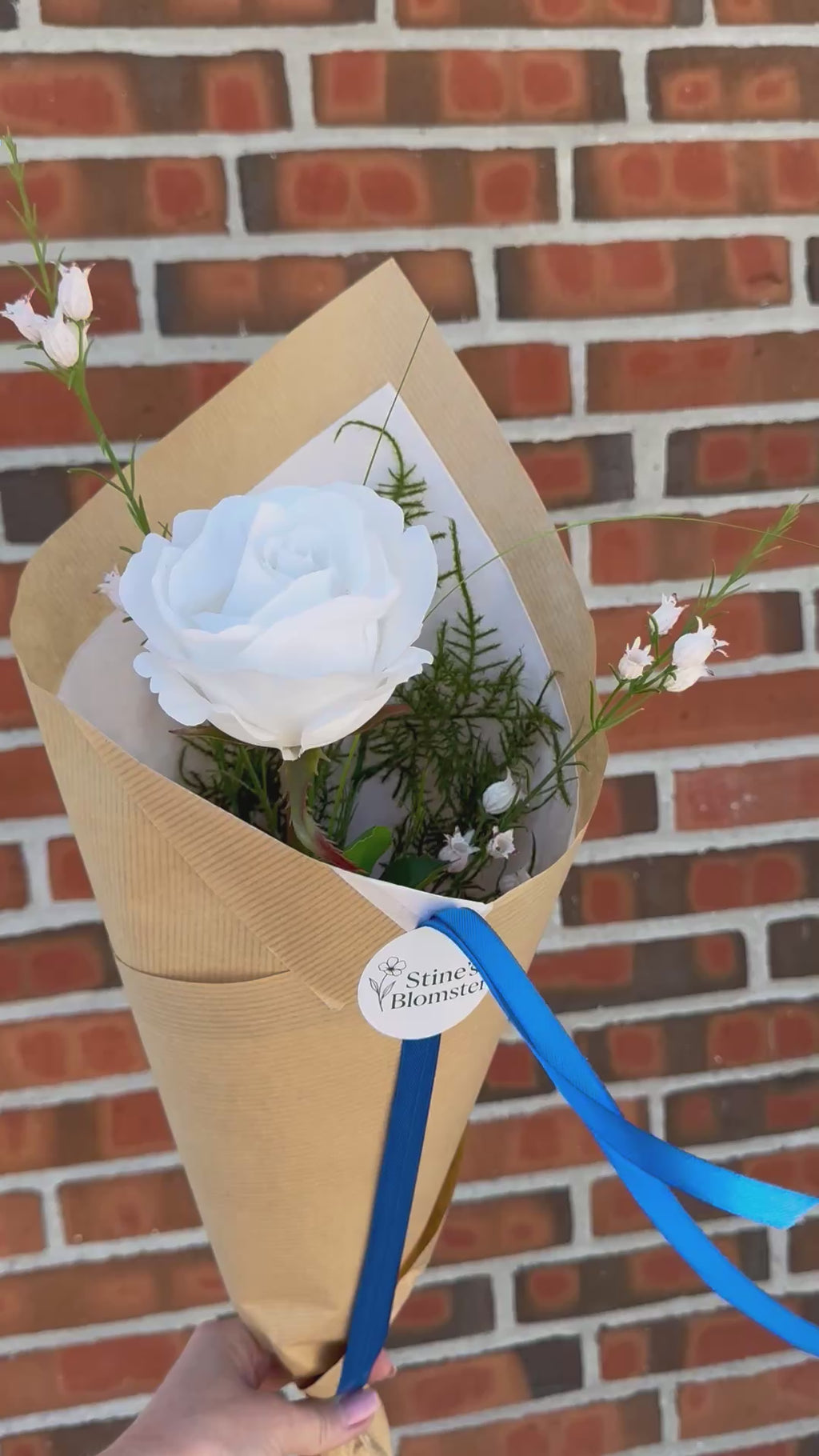 Lille hvid Deluxe Rose buket