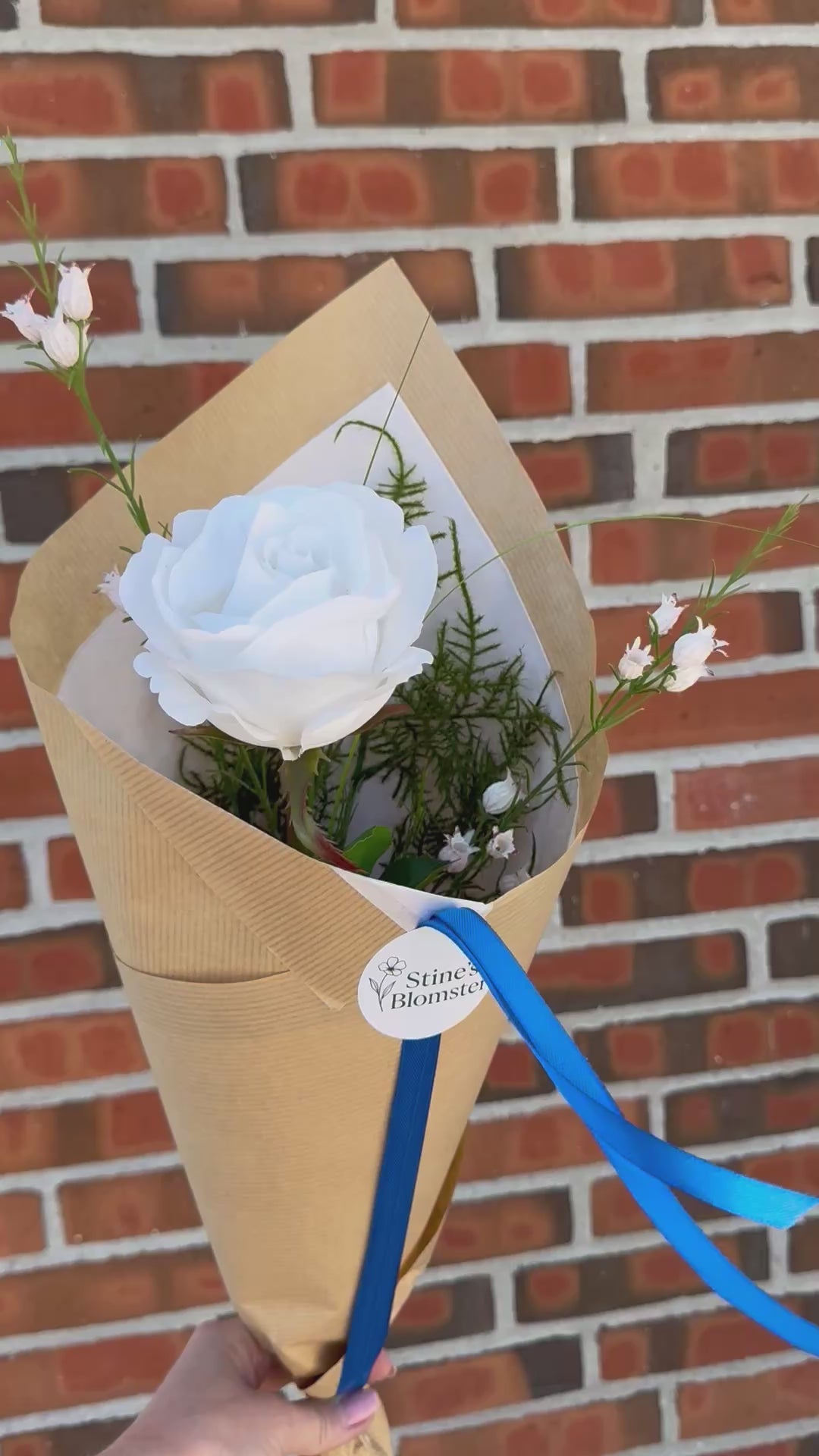 Lille hvid Deluxe Rose buket